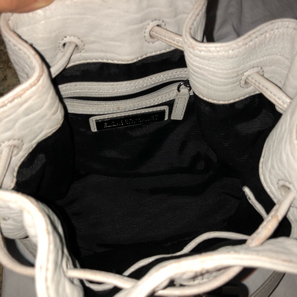 Authentic Elizabeth and James mini bucket bag - Picture 6 of 8